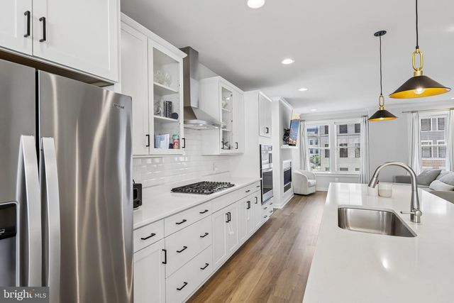 283 WILLIS ST, Fredericksburg, VA 22401