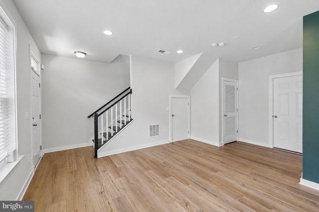 283 WILLIS ST, Fredericksburg, VA 22401