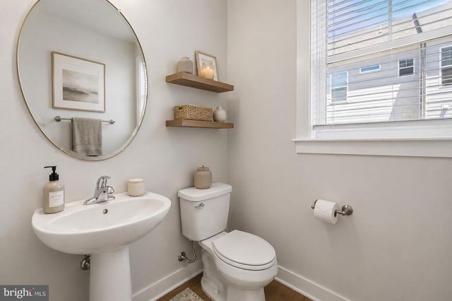 283 WILLIS ST, Fredericksburg, VA 22401