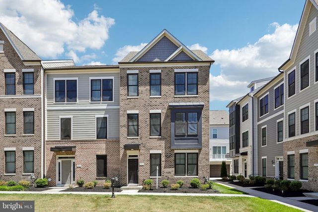 283 WILLIS ST, Fredericksburg, VA 22401