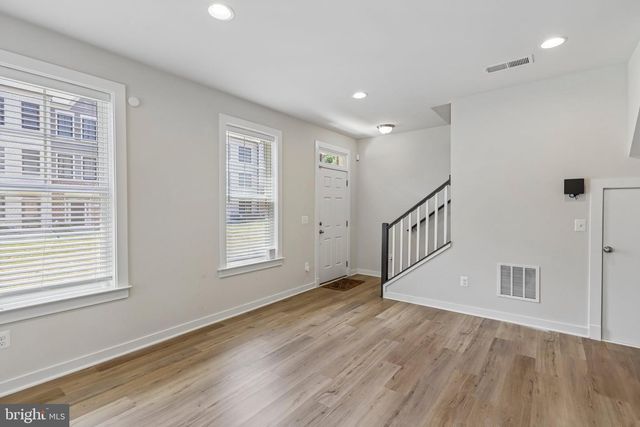 283 WILLIS ST, Fredericksburg, VA 22401