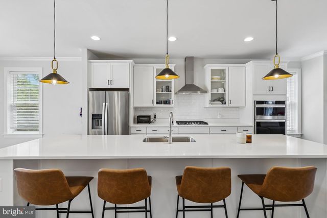 283 WILLIS ST, Fredericksburg, VA 22401