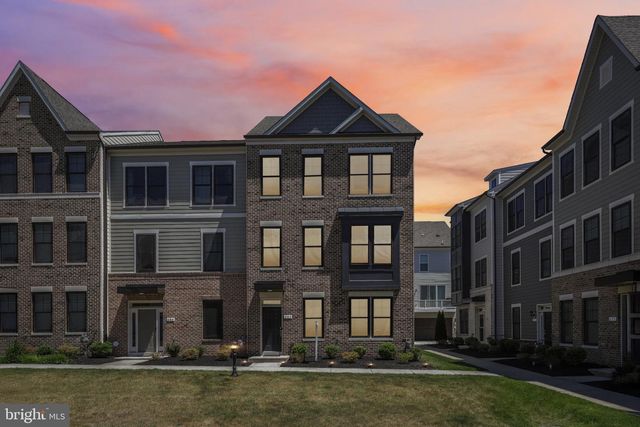 283 WILLIS ST, Fredericksburg, VA 22401