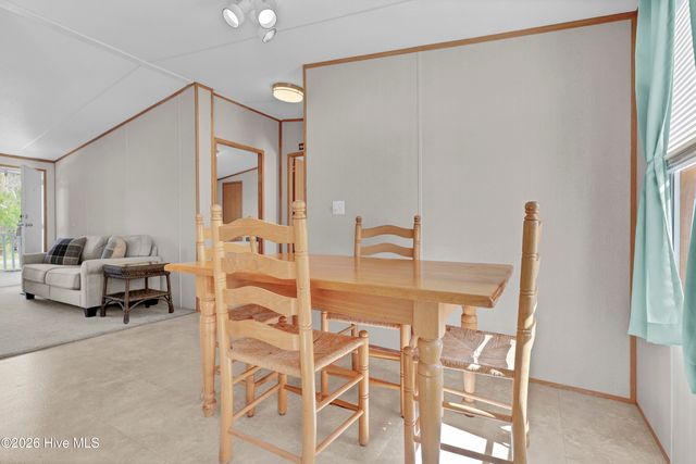 808 Topsail Greens Drive, Hampstead, NC 28443