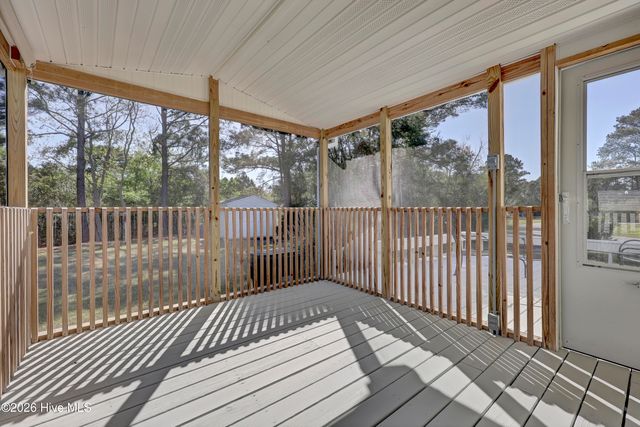 808 Topsail Greens Drive, Hampstead, NC 28443