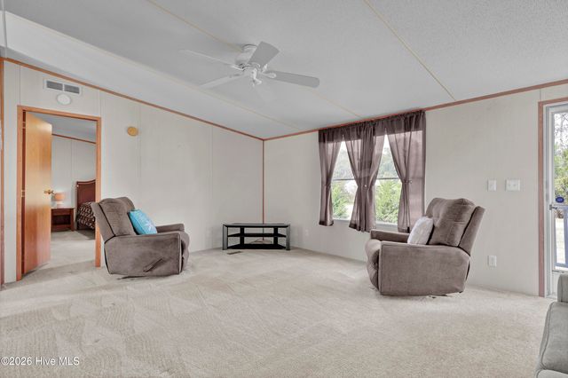 808 Topsail Greens Drive, Hampstead, NC 28443