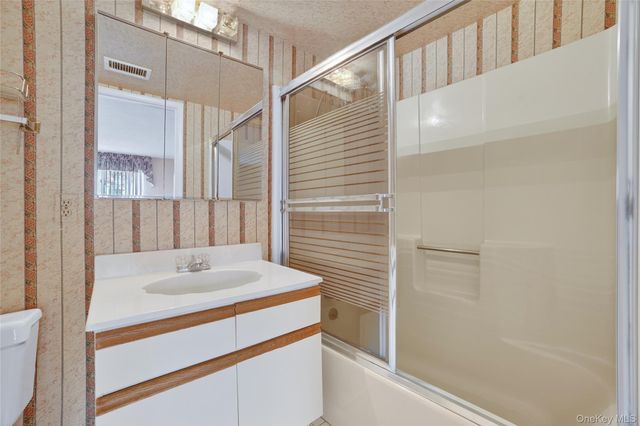 175 B Long Hill Drive, Yorktown Heights, NY 10598