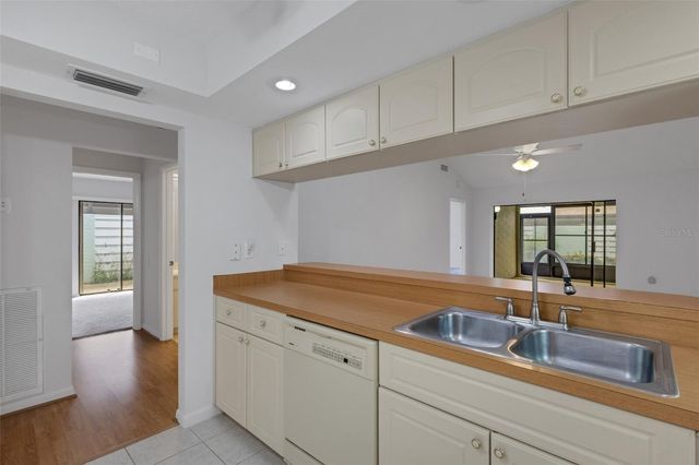 4465 ATWOOD CAY CIRCLE 12, Sarasota, FL 34233