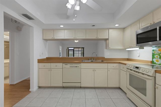 4465 ATWOOD CAY CIRCLE 12, Sarasota, FL 34233