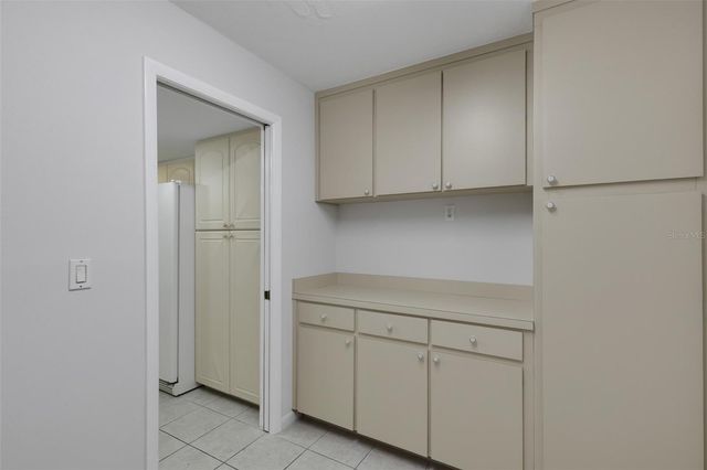 4465 ATWOOD CAY CIRCLE 12, Sarasota, FL 34233