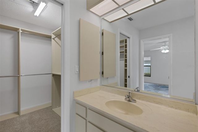 4465 ATWOOD CAY CIRCLE 12, Sarasota, FL 34233