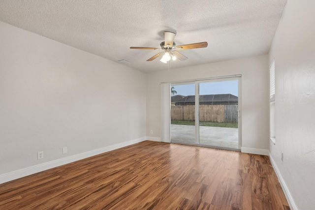 1541 NW 9th St, Boca Raton, FL 33486