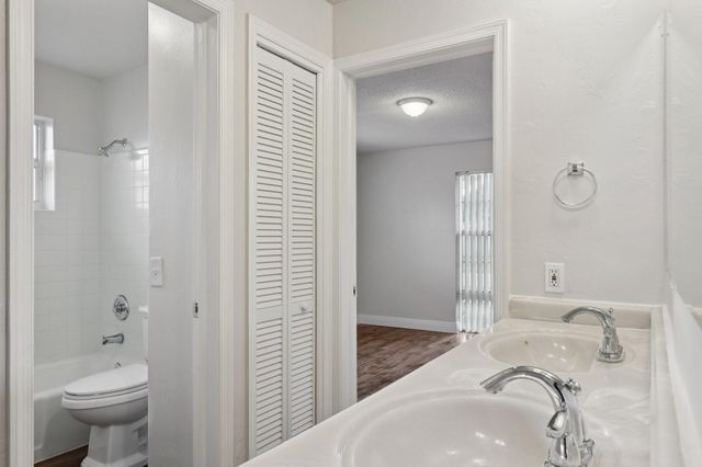 1541 NW 9th St, Boca Raton, FL 33486