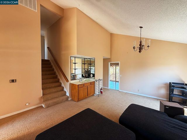 1732 Dolphin Pl, Discovery Bay, CA 94505