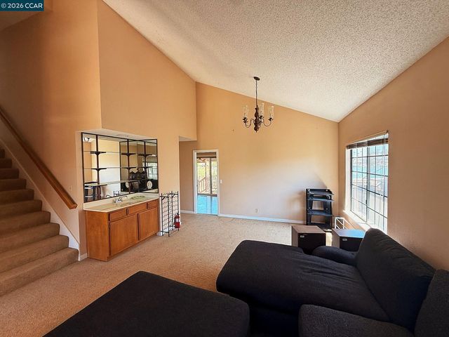 1732 Dolphin Pl, Discovery Bay, CA 94505