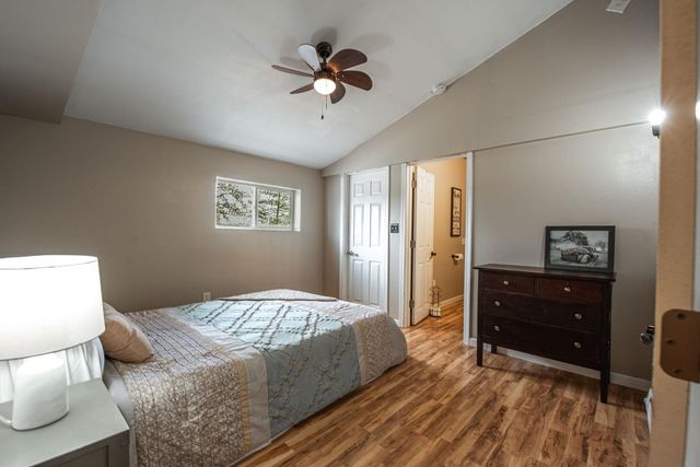 5608 W Jensen Rd, Cheney, WA 99004