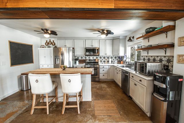 5608 W Jensen Rd, Cheney, WA 99004
