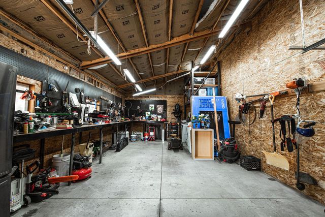 5608 W Jensen Rd, Cheney, WA 99004