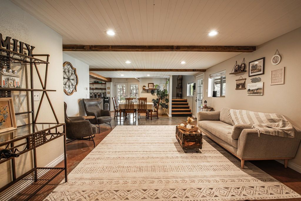 5608 W Jensen Rd, Cheney, WA 99004 photo 1