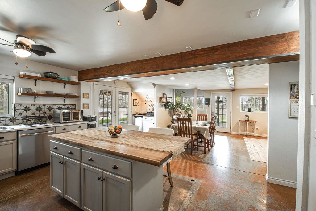 5608 W Jensen Rd, Cheney, WA 99004 photo 5