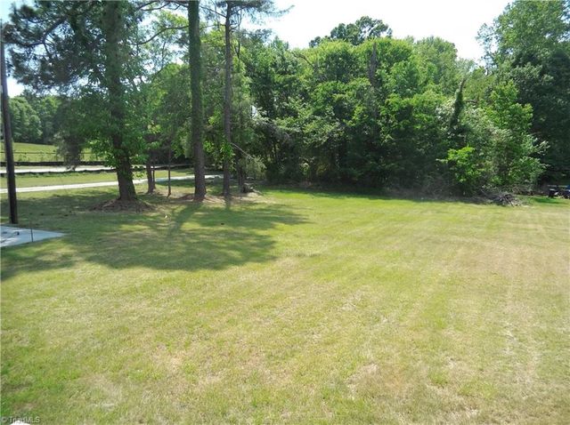 1978 Mount Hope Church Road, Mcleansville, NC 27301