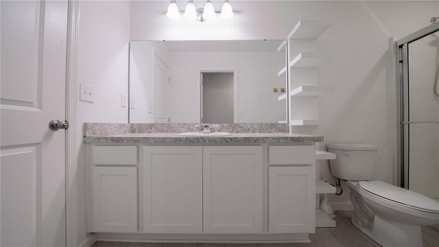 8735 SPORTSMAN LOOP, Groveland, FL 34736