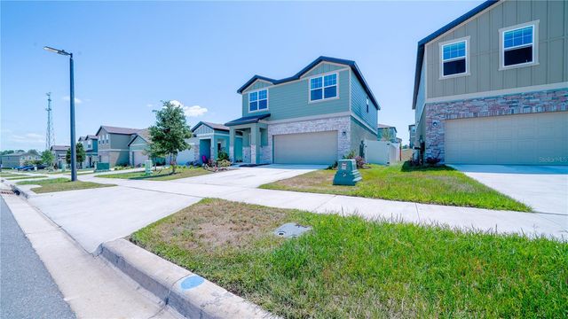 8735 SPORTSMAN LOOP, Groveland, FL 34736