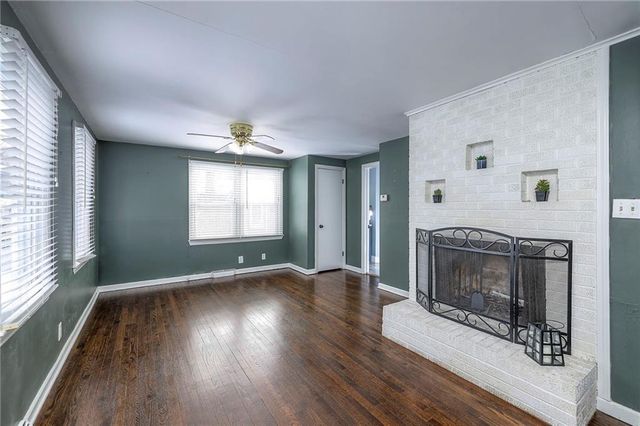 4907 W 70 Terrace, Prairie Village, KS 66208