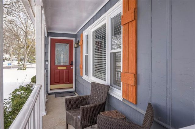 4907 W 70 Terrace, Prairie Village, KS 66208