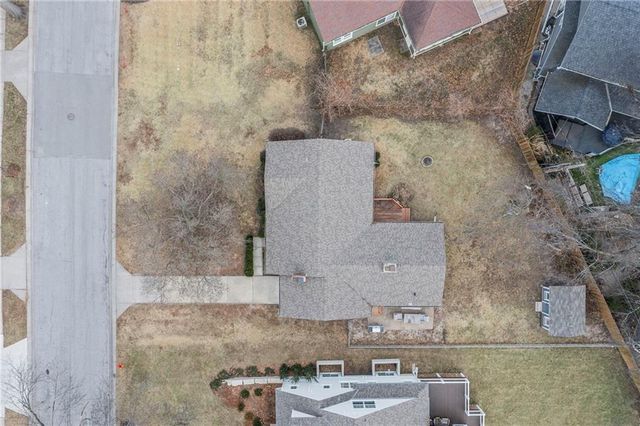 4907 W 70 Terrace, Prairie Village, KS 66208