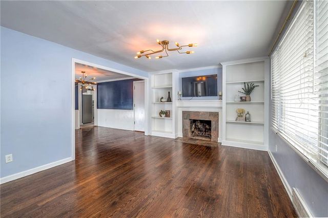 4907 W 70 Terrace, Prairie Village, KS 66208