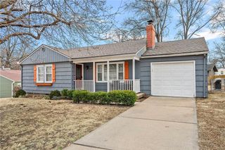 4907 W 70 Terrace, Prairie Village, KS 66208