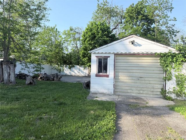 43 Bethpage Road, Copiague, NY 11726