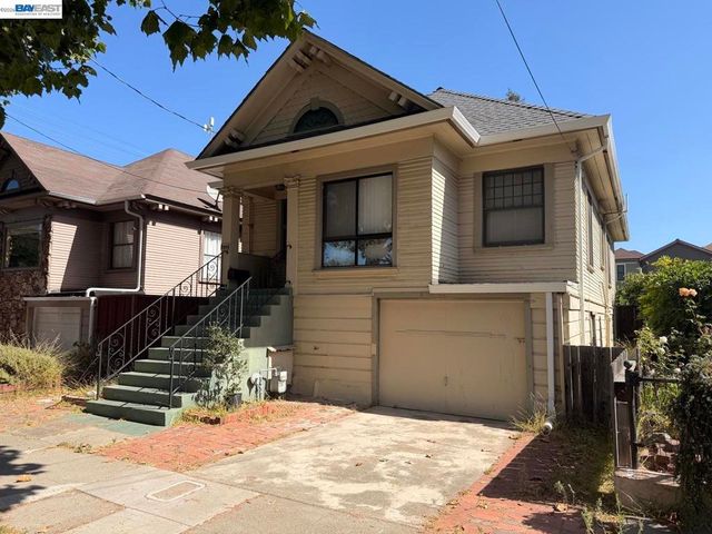 2105 Encinal Ave, Alameda, CA 94501