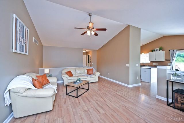 130 Regatta Drive, New Richmond, OH 45157