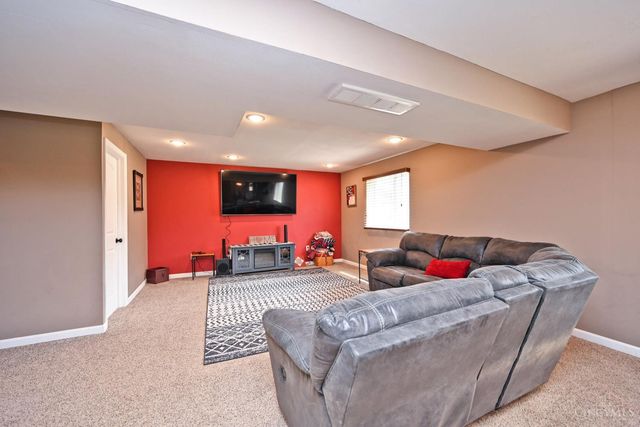 130 Regatta Drive, New Richmond, OH 45157