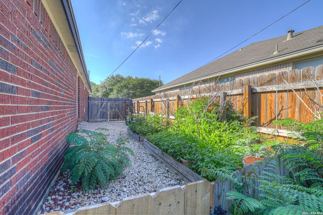 1116 River Rock, New Braunfels, TX 78130