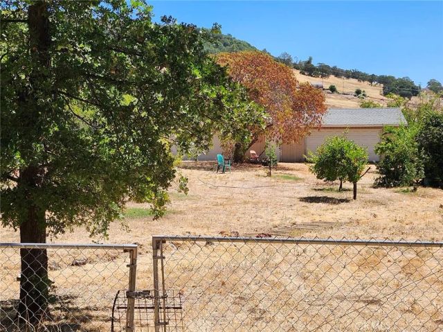 3950 Emile Avenue, Clearlake, CA 95422