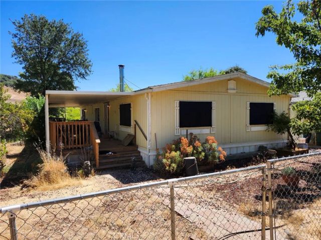 3950 Emile Avenue, Clearlake, CA 95422