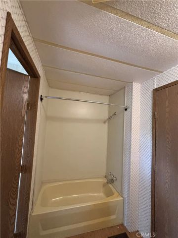 3950 Emile Avenue, Clearlake, CA 95422