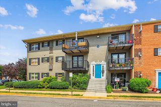 5909 QUANTRELL AVE #203, Alexandria, VA 22312