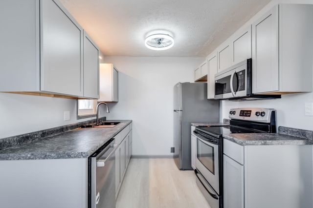 128 W Patterson St, Wichita, KS 67217