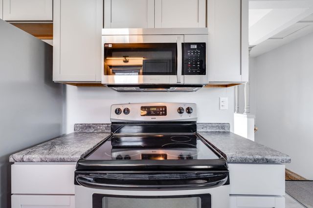 128 W Patterson St, Wichita, KS 67217