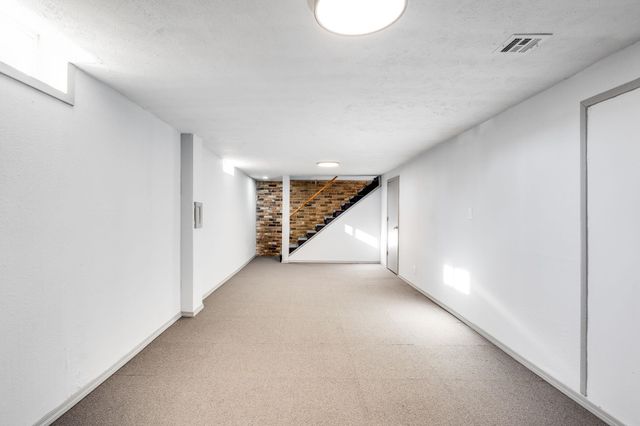 128 W Patterson St, Wichita, KS 67217