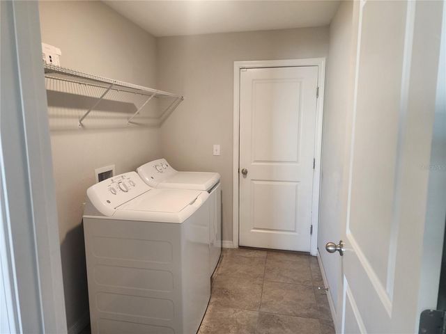 2019 BROAD WINGED HAWK DRIVE, Ruskin, FL 33570