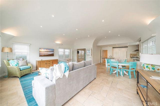 77 17th, Hermosa Beach, CA 90254