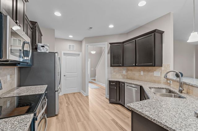 90 Cypress Ridge Way, Willow Springs, NC 27592