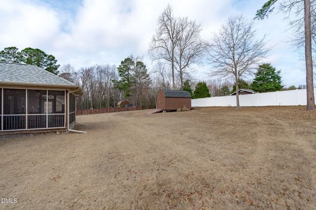 90 Cypress Ridge Way, Willow Springs, NC 27592