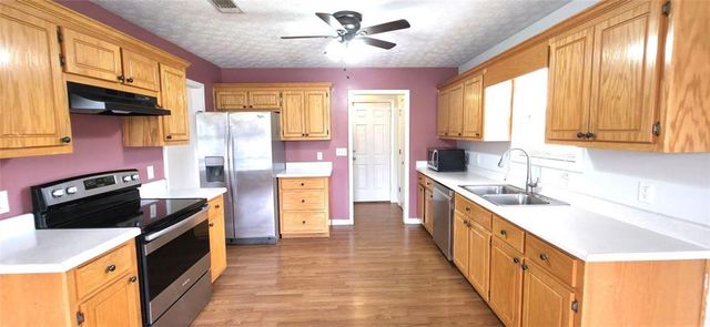 89 Savannah Lane, Jefferson, GA 30549