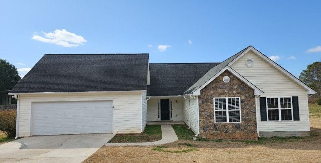 89 Savannah Lane, Jefferson, GA 30549